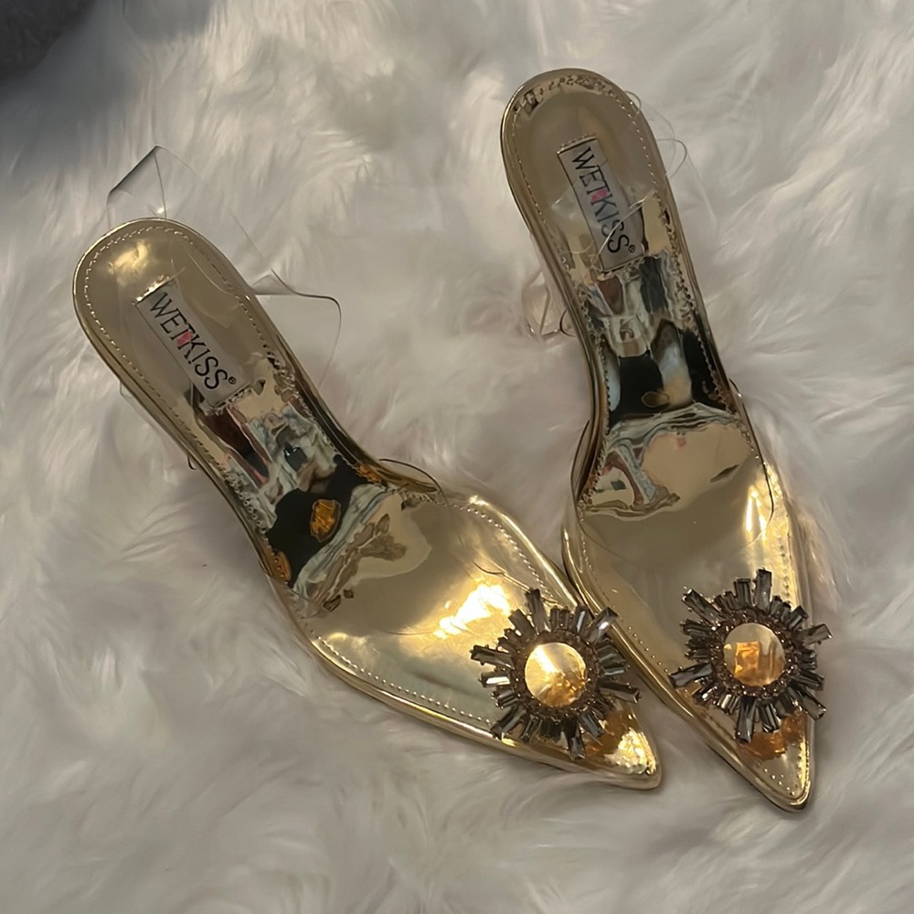 Gold shoes size 10